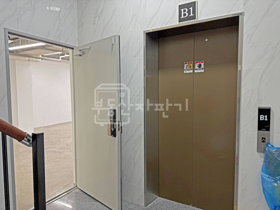 서울 강남구 삼성동 무권리, 높은층고, 단독출입구, 선정릉역 6분, 역세권, 지하1층 임대 월세 매물번호 30593 사진 17