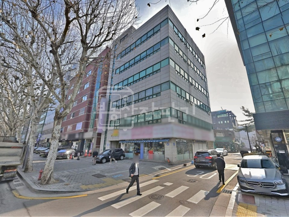 서울 강남구 삼성동 무권리, 주차4대, 대로변코너, 봉은사역 3분, 초역세권, 지하1층~지상1층 연층임대 월세 매물번호 30440 사진 1