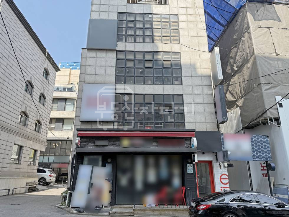 서울 강남구 논현동 무권리,강남구청역 10분, 역세권, 지하 1층 임대 월세 매물번호 19374 사진 13