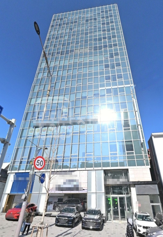 서울 강남구 신사동 무권리, 신사역 도보 9분, 역세권, 2층 임대 월세 매물번호 30768 사진 1