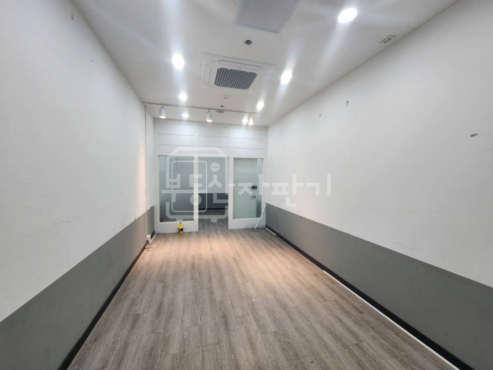 서울 강남구 대치동 무권리, 선릉역 1분, 초역세권, 지하1층 아케이드상가 임대 월세 매물번호 30488 사진 1