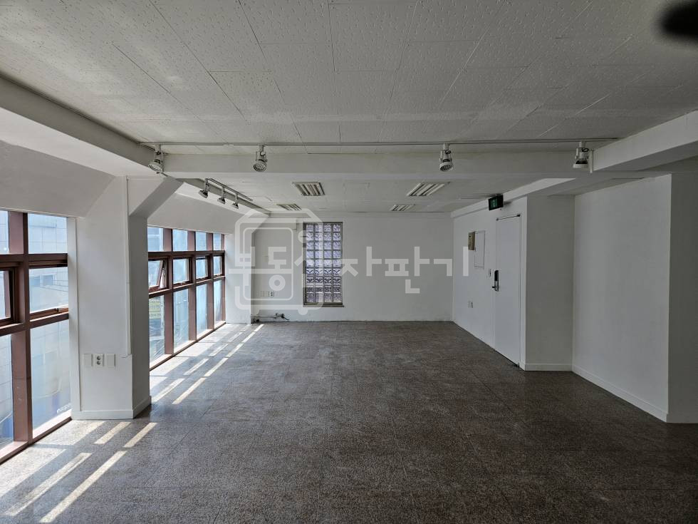서울 강남구 신사동 무권리, 가로수길4층 임대 월세 매물번호 30364 사진 4