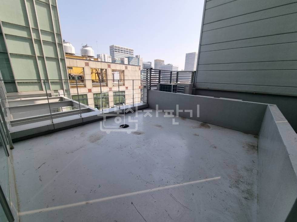 서울 강남구 논현동 무권리, 도산대로 대로변, 7층 임대 월세 매물번호 30338 사진 7