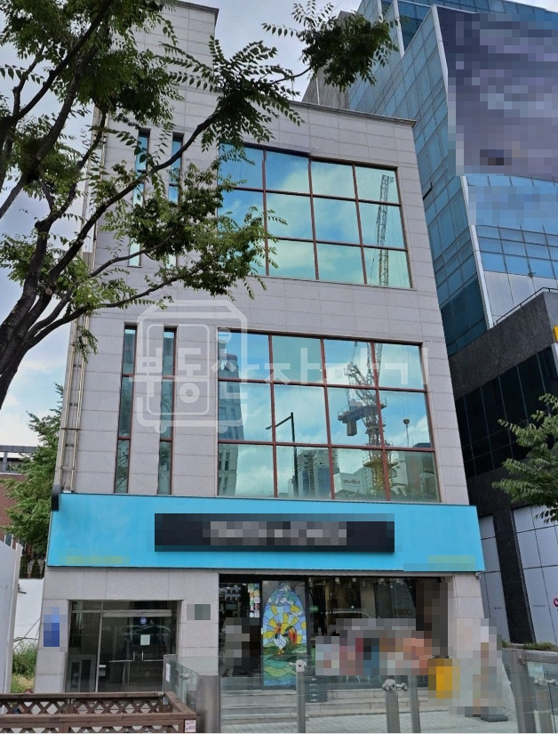 서울 강남구 논현동 무권리, 학동역 도보 1분, 초역세권, 대로변 1층 임대 월세 매물번호 30319 사진 1