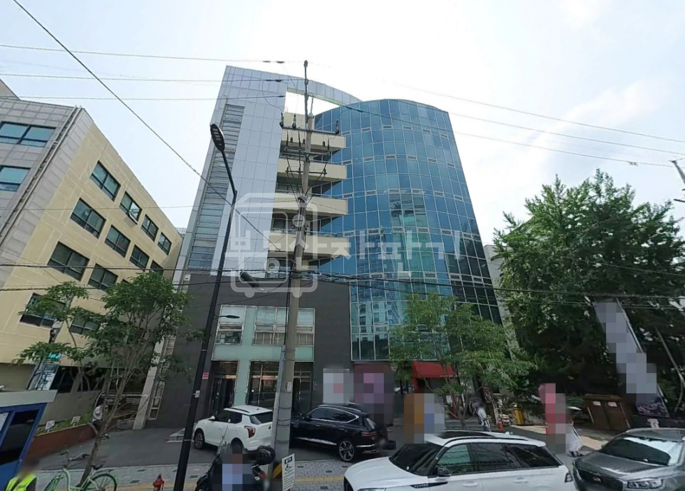 서울 성동구 성수동2가 주차3, 역세권, 대로변, 성수역 도보1분, 5층 사무실 임대 월세 매물번호 31043 사진 1