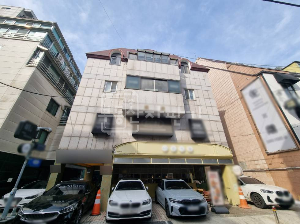 서울 강남구 신사동 가로수길 인근, 3층 임대 월세 매물번호 30035 사진 1