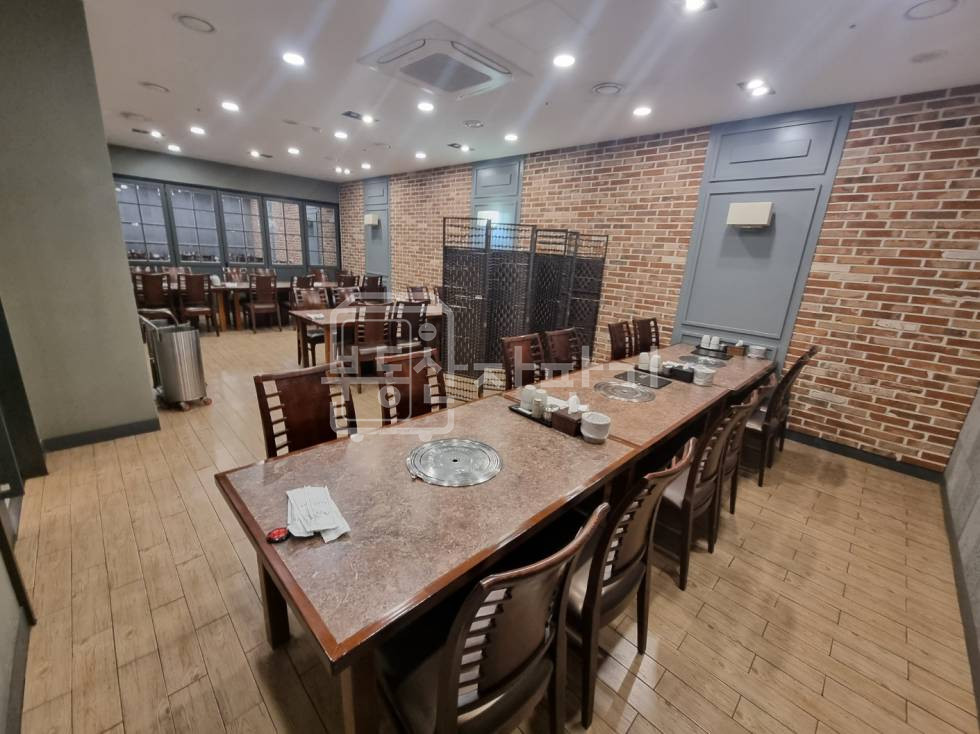 서울 강남구 청담동 무권리, 청담역 도보 5분, 역세권, 지하1층 임대 월세 매물번호 29860 사진 1
