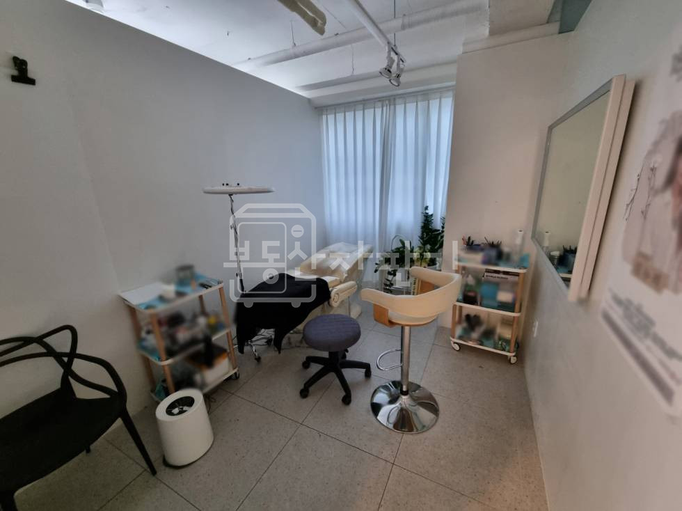 서울 강남구 역삼동 무권리, 강남역 도보 2분, 초역세권, 3층 임대 월세 매물번호 29290 사진 3