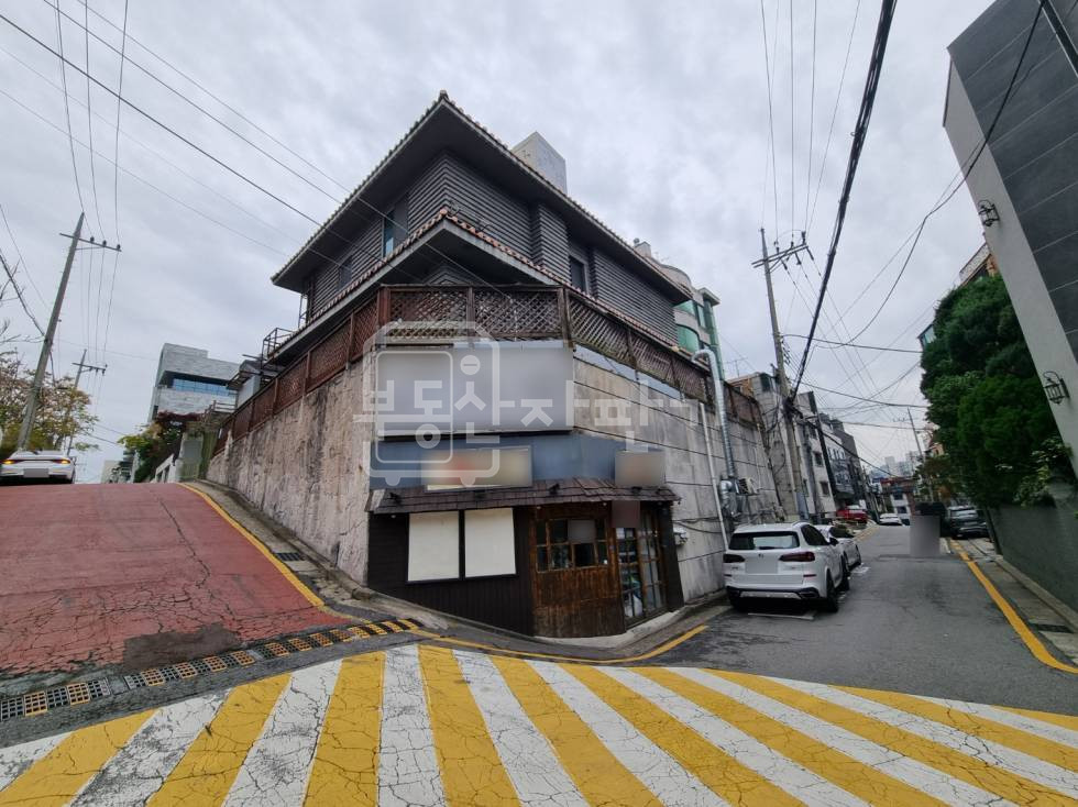 서울 강남구 논현동 무권리, 학동역 도보 7분, 역세권, 1~2층 연층 임대 월세 매물번호 29279 사진 2