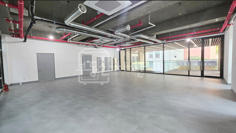 서울 강남구 논현동 무권리, 학동역 도보 1분, 초역세권, 2층 임대 월세 매물번호 29222 사진 2