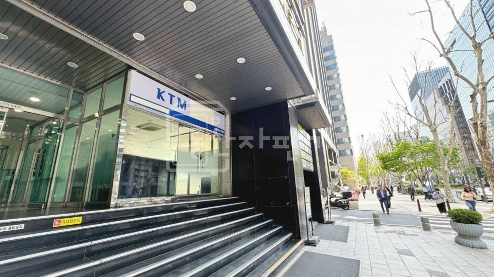 서울 강남구 역삼동 무권리, 선릉역 3분, 초역세권, 대로변 1층 임대 월세 매물번호 30987 사진 1