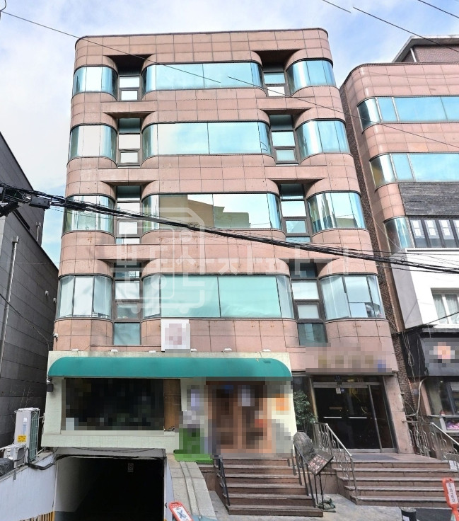 서울 강남구 논현동 신논현역 먹자골목, 1층 임대 월세 매물번호 31093 사진 1