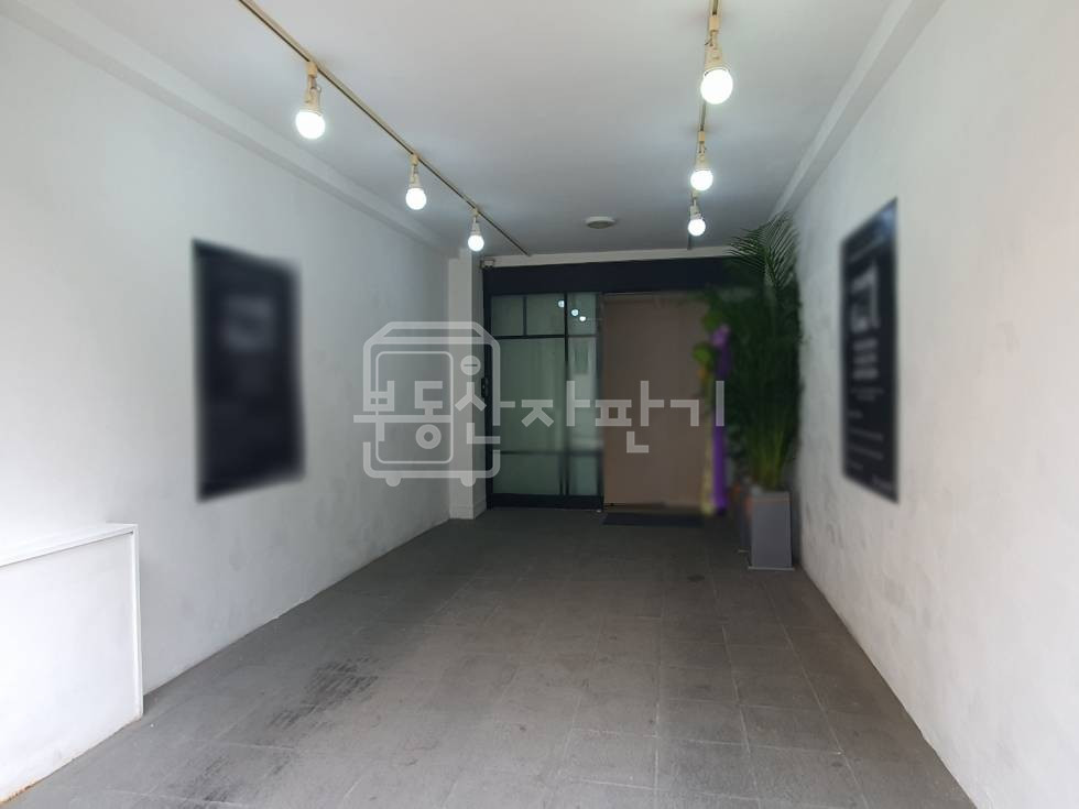 서울 강남구 청담동 무권리, 청담사거리 인근, 지하 1층 임대 월세 매물번호 28429 사진 4