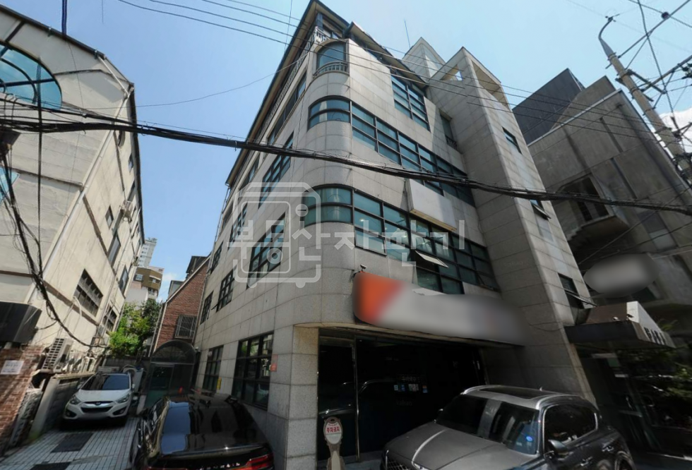 서울 강남구 신사동 무권리 압구정역 도보 7분 역세권 이면도로 2층 월세 매물번호 31097 사진 1