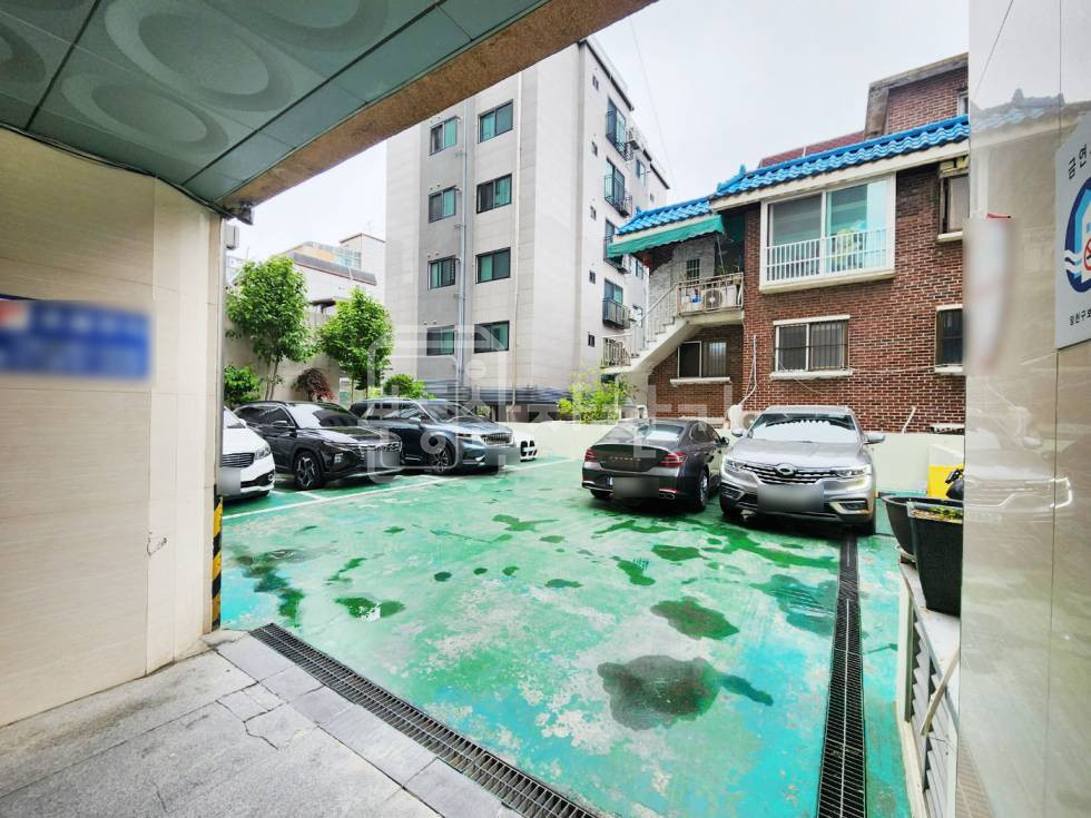 서울 양천구 신정동 무권리, 신정역 3분, 초역세권, 지하1층 임대 월세 매물번호 31175 사진 2