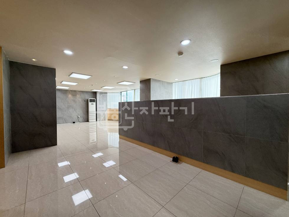 서울 강남구 역삼동 무권리, 언주역 3분, 초역세권, 코너건물 3층 임대 월세 매물번호 31184 사진 2
