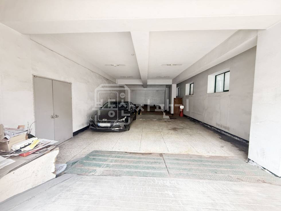 서울 강남구 역삼동 무권리, 언주역 3분, 초역세권, 코너건물 1층 임대 월세 매물번호 31185 사진 1