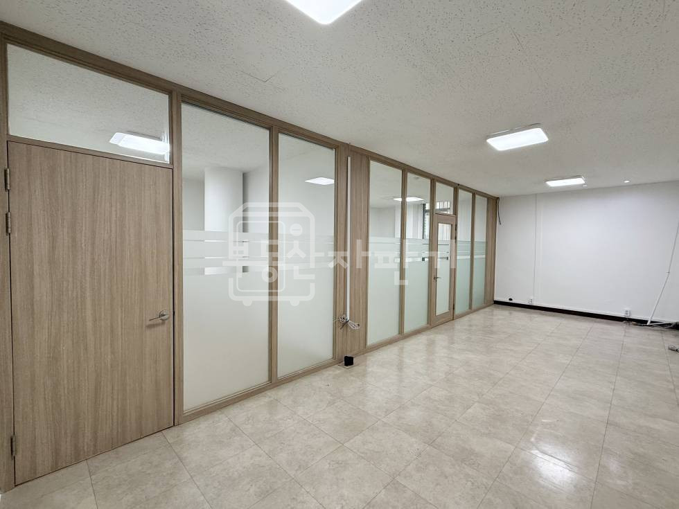 서울 강남구 역삼동 무권리, 언주역 3분, 초역세권, 코너건물 1층 임대 월세 매물번호 31185 사진 3