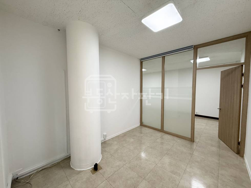 서울 강남구 역삼동 무권리, 언주역 3분, 초역세권, 코너건물 1층 임대 월세 매물번호 31185 사진 6