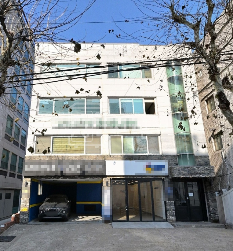 서울 강남구 대치동 무권리 , 휘문고 인근, 대로변 지하1층 임대 월세 매물번호 31192 사진 1