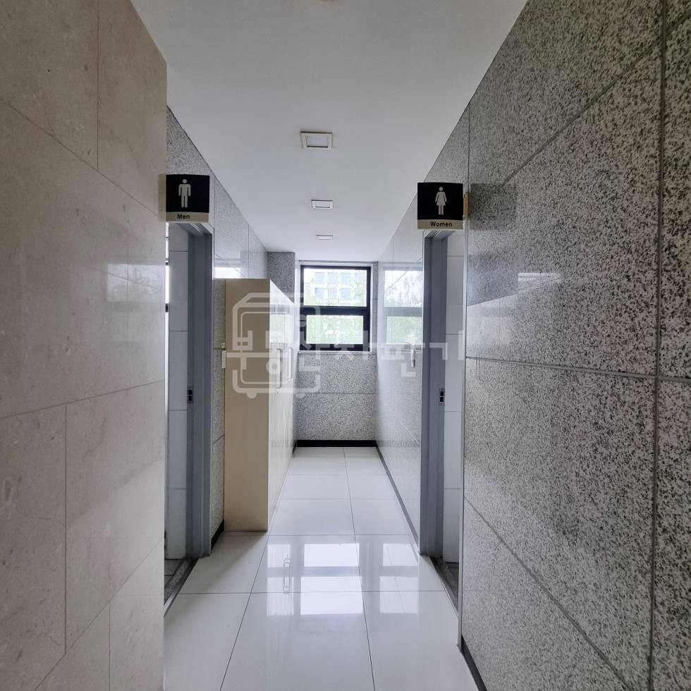 서울 강남구 논현동 무권리, 학동역 1분, 초역세권, 6층 임대 월세 매물번호 27903 사진 13