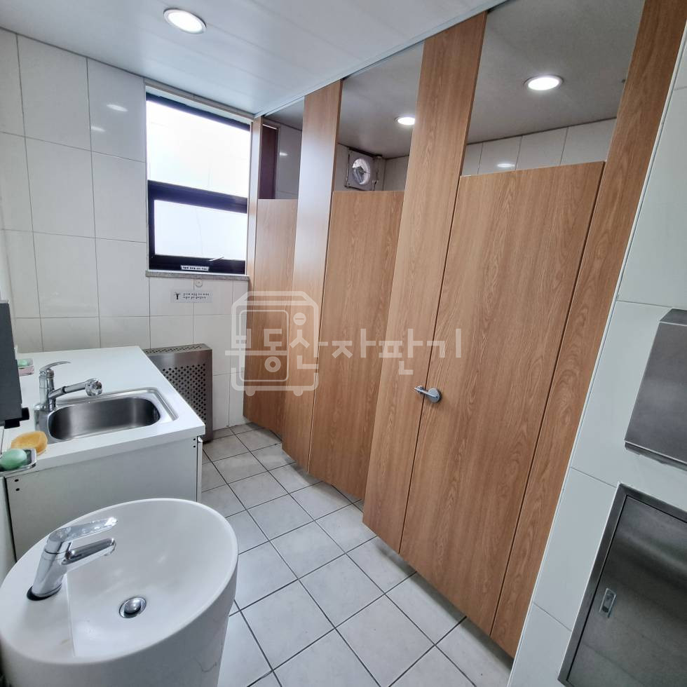 서울 강남구 논현동 무권리, 학동역 1분, 초역세권, 6층 임대 월세 매물번호 27903 사진 15