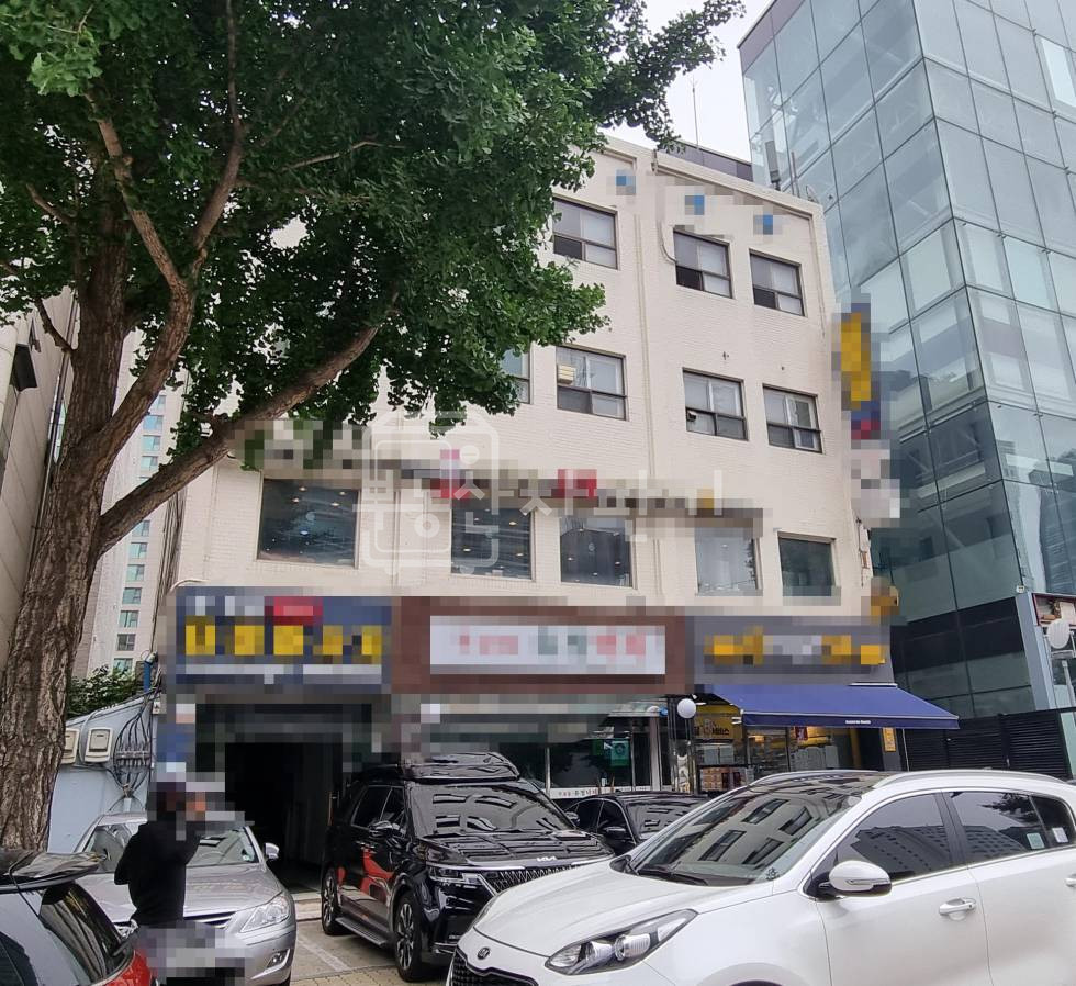 서울 강남구 청담동 무권리 청담역 도보 5분 역세권 대로변 지하 1층 상가 임대 월세 매물번호 19605 사진 1