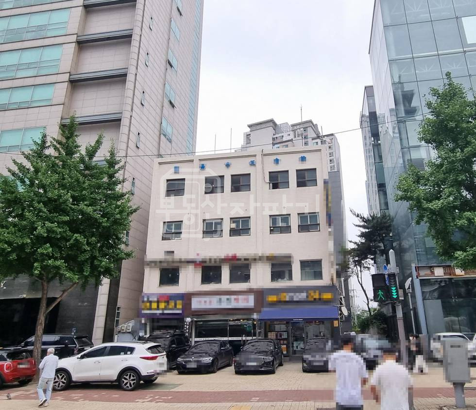 서울 강남구 청담동 무권리 청담역 도보 5분 역세권 대로변 지하 1층 상가 임대 월세 매물번호 19605 사진 3