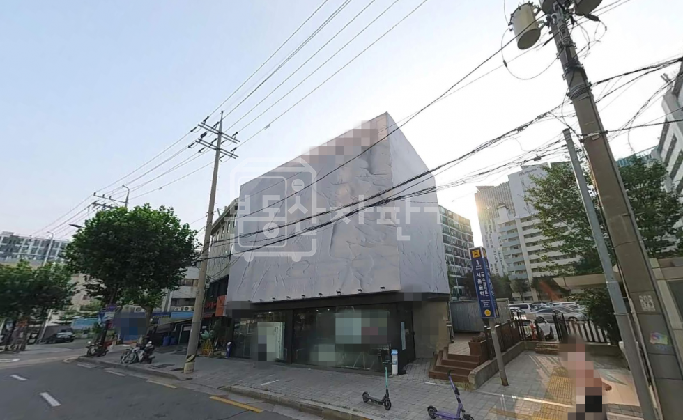 서울 성동구 성수동1가 1~3층 통임대, 무권리, 대로변, 서울숲역 앞 월세 매물번호 31225 사진 1
