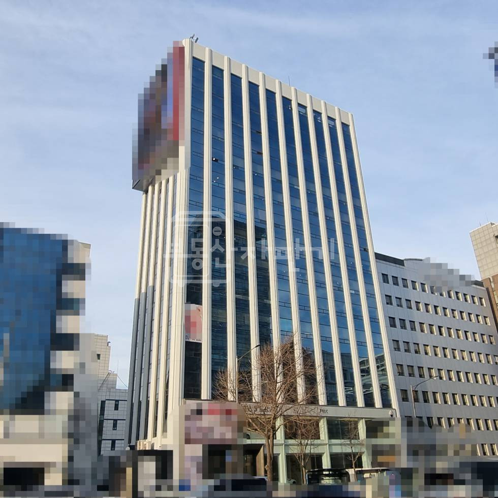 서울 강남구 신사동 압구정역 도보 11분 도산대로 대로변 6층 전체 대형 오피스 건물 월세 매물번호 26707 사진 1