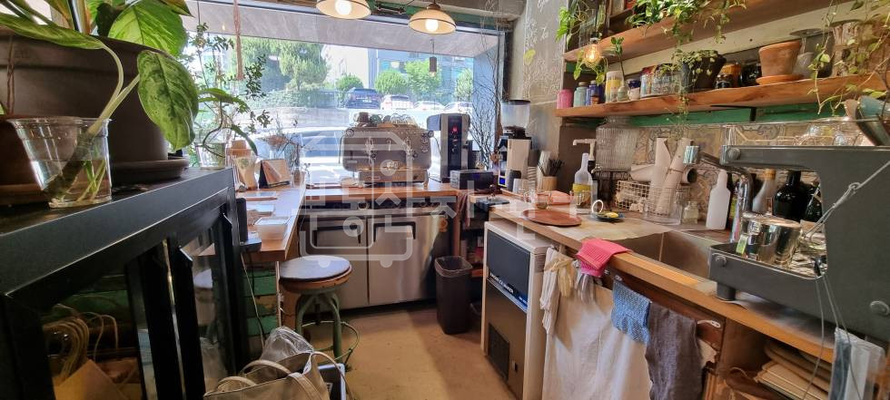 서울 강남구 도곡동 도곡동 아파트 단지 속 상가 코너건물 이면도로, 1층 월세 매물번호 18675 사진 5