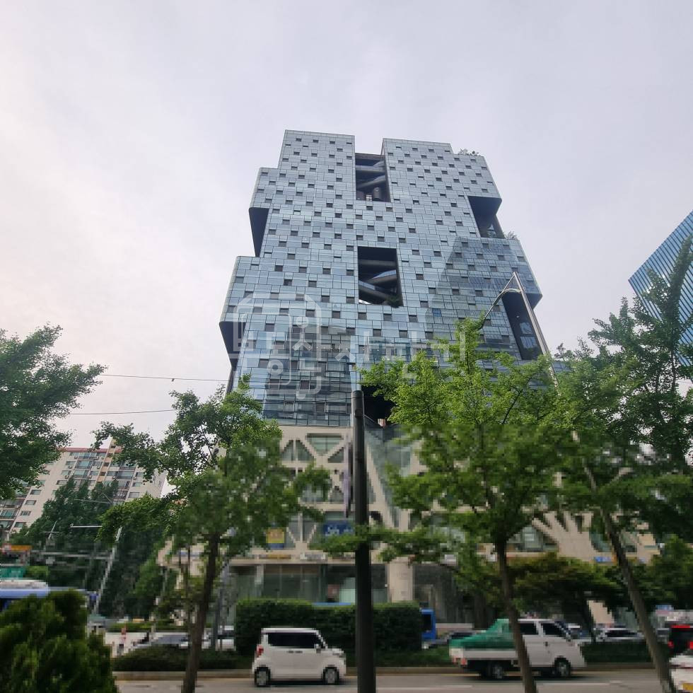 서울 서초구 서초동 강남역 도보 3분 초역세권 대로변, 21층 급 오피스텔 부띠크 모나코 매매 매물번호 27946 사진 2
