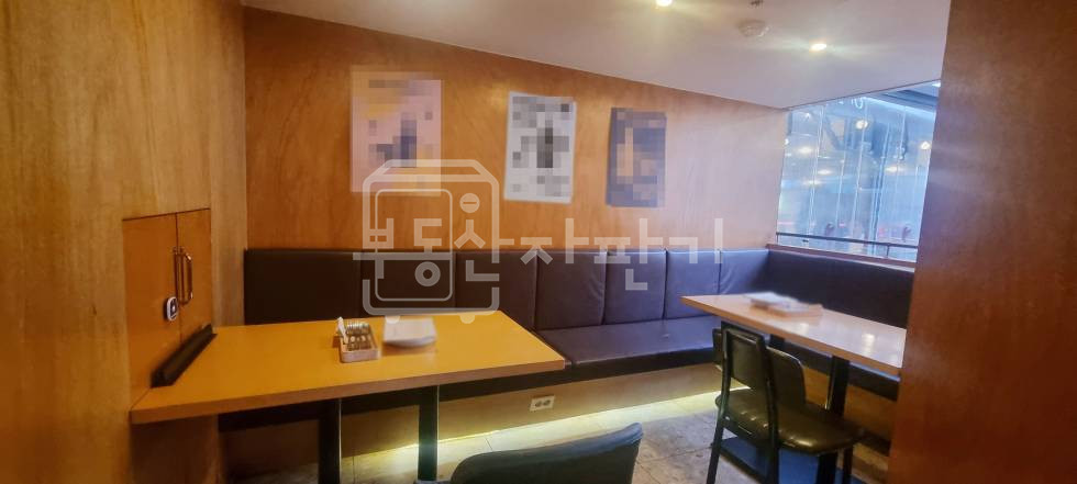 서울 강남구 논현동 논현역 도보 4분 역세권 논현동 먹자골목 메인 1층 임대 월세 매물번호 28949 사진 4