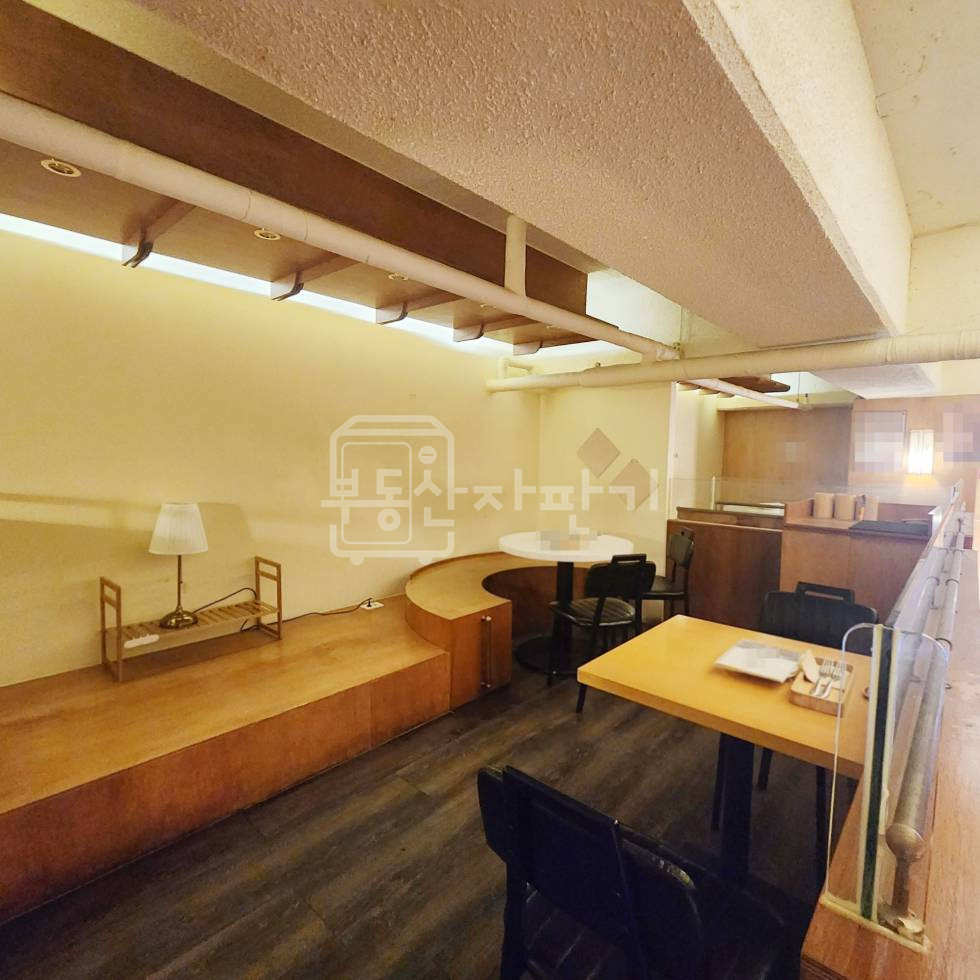 서울 강남구 논현동 논현역 도보 4분 역세권 논현동 먹자골목 메인 1층 임대 월세 매물번호 28949 사진 6