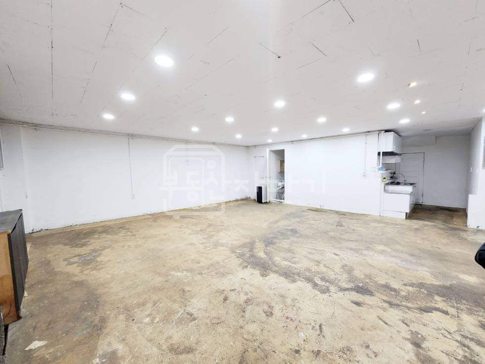 서울 서초구 양재동 무권리, 언남중학교인근, 지하1층 임대 월세 매물번호 29626 사진 1