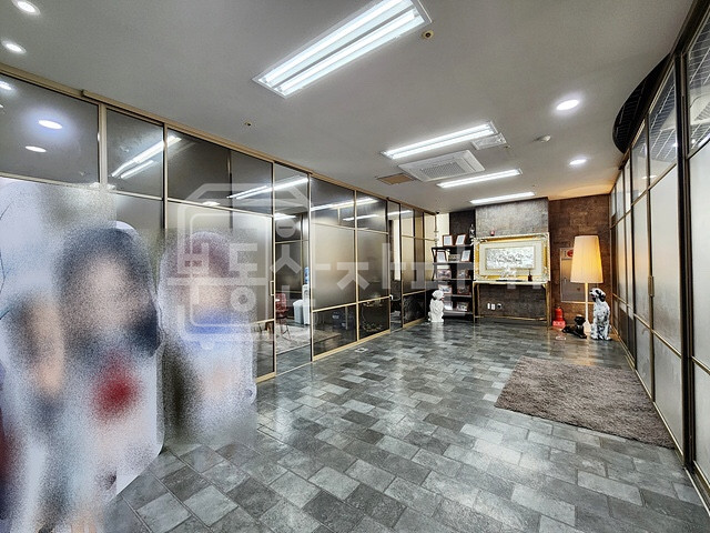 서울 강남구 논현동 학동역 도보 8분 이면도로, 2층 월세 매물번호 29781 사진 4