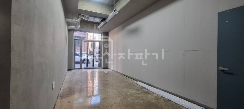서울 강남구 삼성동 삼성중앙역 5분 이면도로 지상 1층 신축 첫 입주 층고높음 월세 매물번호 30340 사진 4