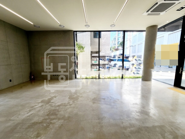 서울 강남구 논현동 무권리, 학동역 4분, 역세권, 1층 임대 월세 매물번호 29313 사진 2