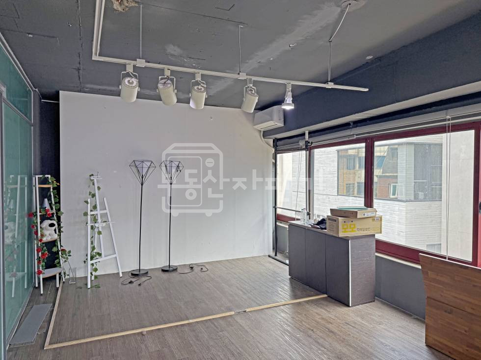 서울 강남구 논현동 무권리, 신사역 3분, 초역세권, 4층 임대 월세 매물번호 31241 사진 6