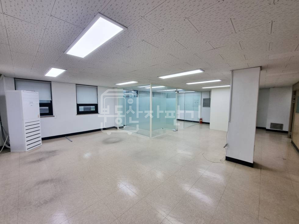 서울 강남구 대치동 무권리, 삼성역 10분, 역세권, 2층 임대 월세 매물번호 20432 사진 3