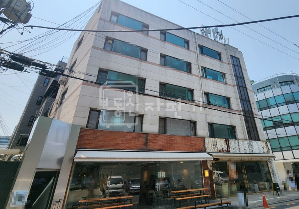 서울 강남구 신사동 신사역 도보 7분 깔끔한 인테리어 5층 임대 월세 매물번호 31350 사진 1