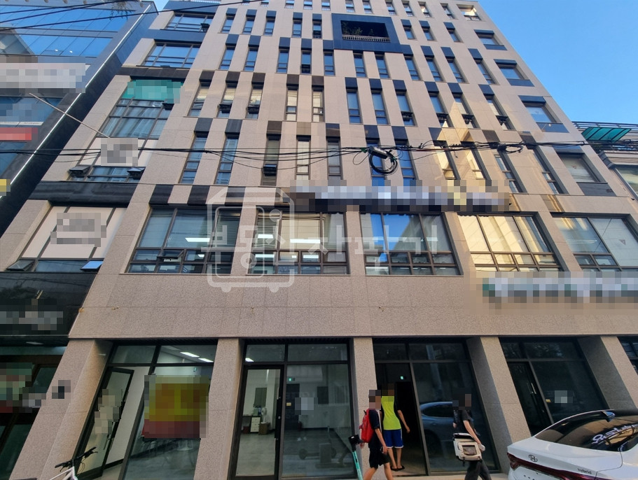 서울 강남구 대치동 무권리, 한티역 도보 1분, 초역세권, 1층 임대 월세 매물번호 29762 사진 2