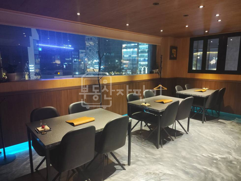 서울 강남구 청담동 청담SSG/영동고 인근, 2층 임대 월세 매물번호 31423 사진 2