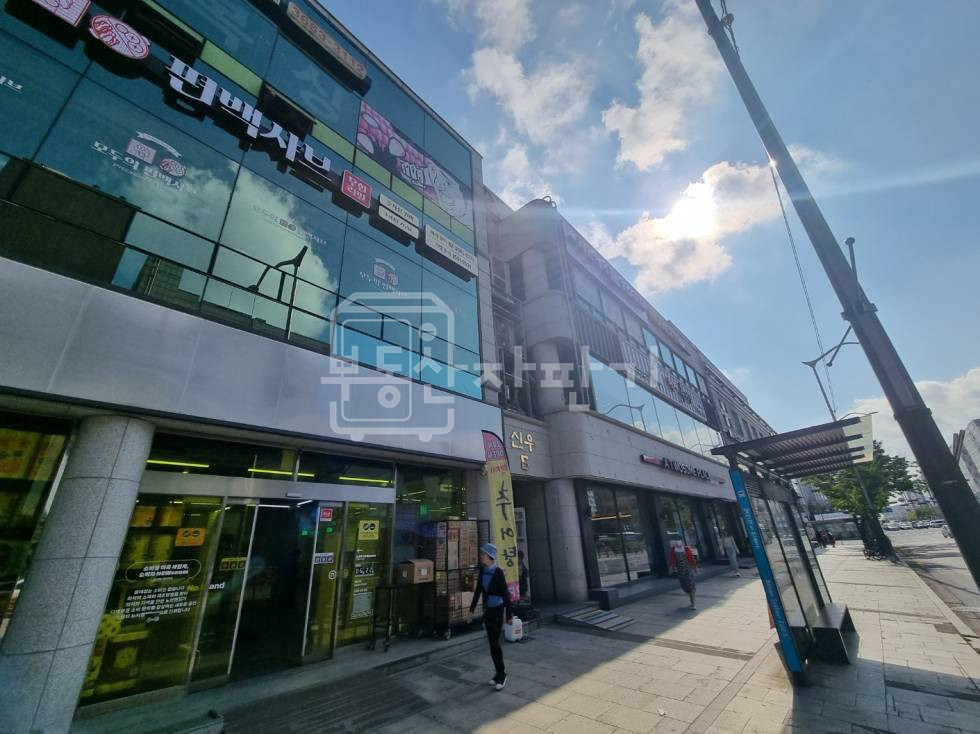 서울 강서구 내발산동 무권리, 발산역 도보 1분, 초역세권, 3층 임대 월세 매물번호 31444 사진 1