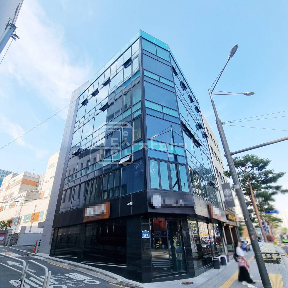 서울 중구 신당동 동대문역사문화공원역 도보 3분 초역세권 대로변 지상3층 임대 월세 매물번호 31478 사진 4