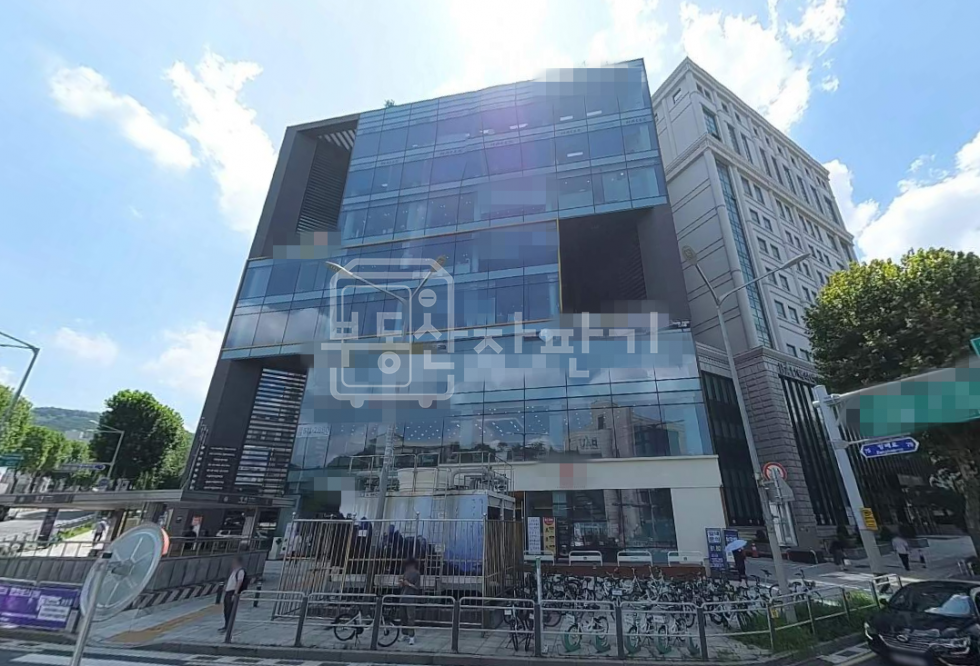 서울 서초구 방배동 신축 첫입주, 대로변, 방배역 코너건물, 지하 1층 상가 임대 월세 매물번호 31493 사진 1