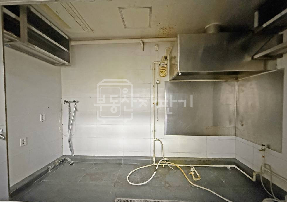 서울 강남구 대치동 무권리, 선릉역 1분, 초역세권, 지하1층 임대 월세 매물번호 29546 사진 4