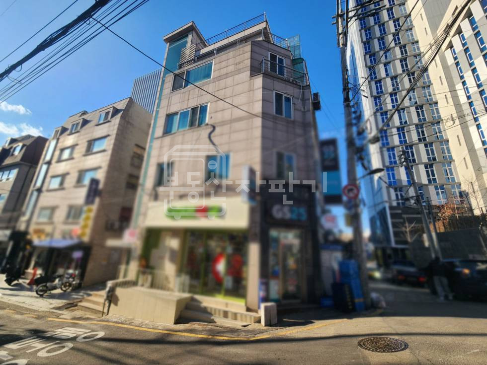 서울 강남구 논현동 무권리, 신사역 5분, 역세권, 지하1층 임대 월세 매물번호 11694 사진 1