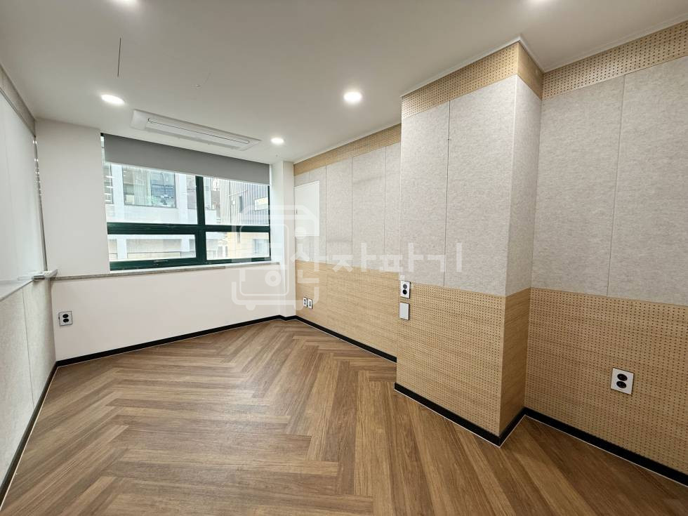 서울 강남구 청담동 무권리, 압구정로데오역 도보9분, 역세권, 3층 전체 임대 월세 매물번호 31839 사진 3