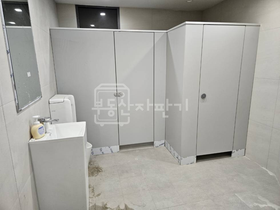 서울 강남구 신사동 3호선 압구정역 도보 9분 역세권 무권리 지하1층,2층 연층 임대 월세 매물번호 31846 사진 6